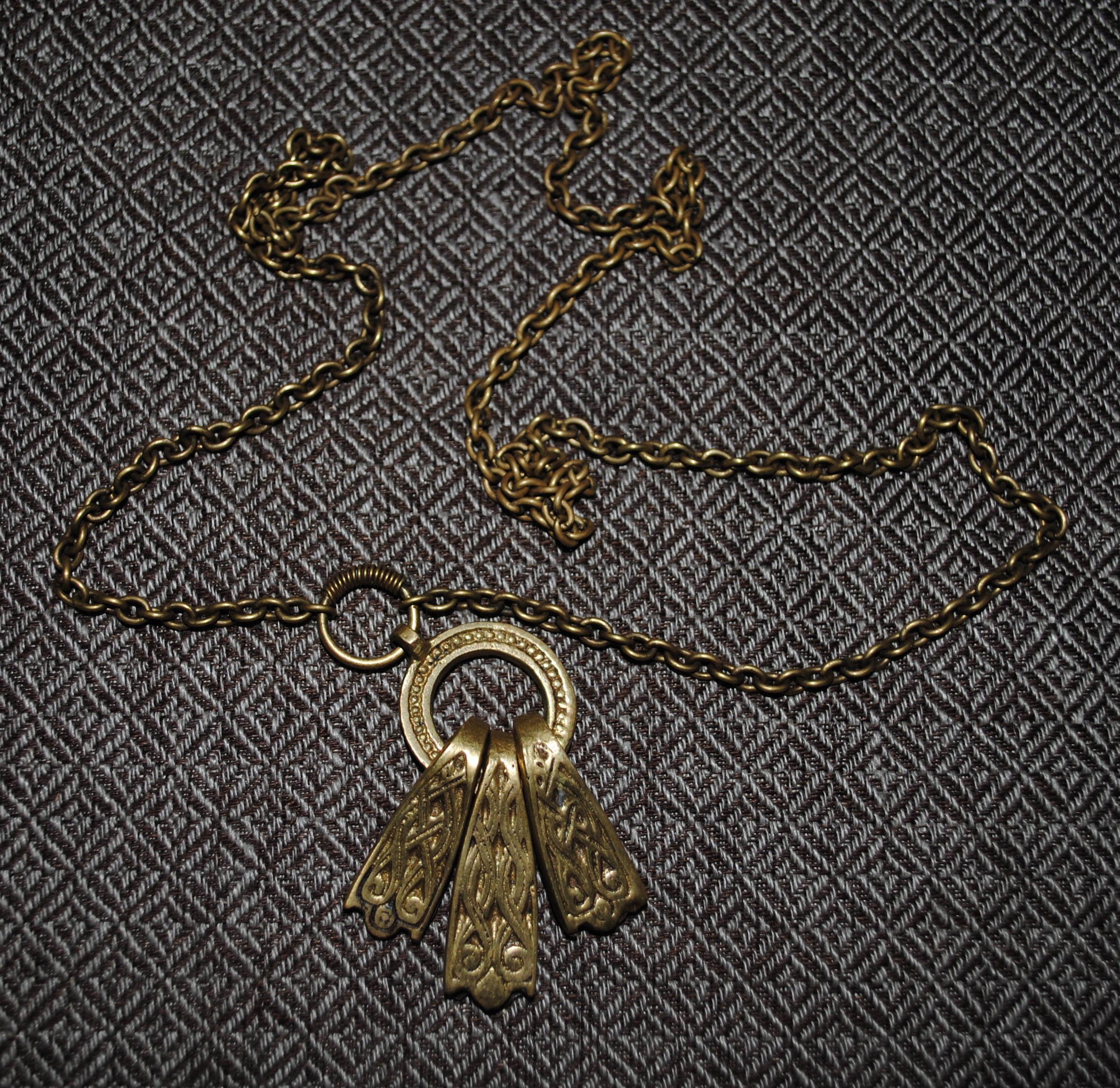 Pendentif carélien en bronze