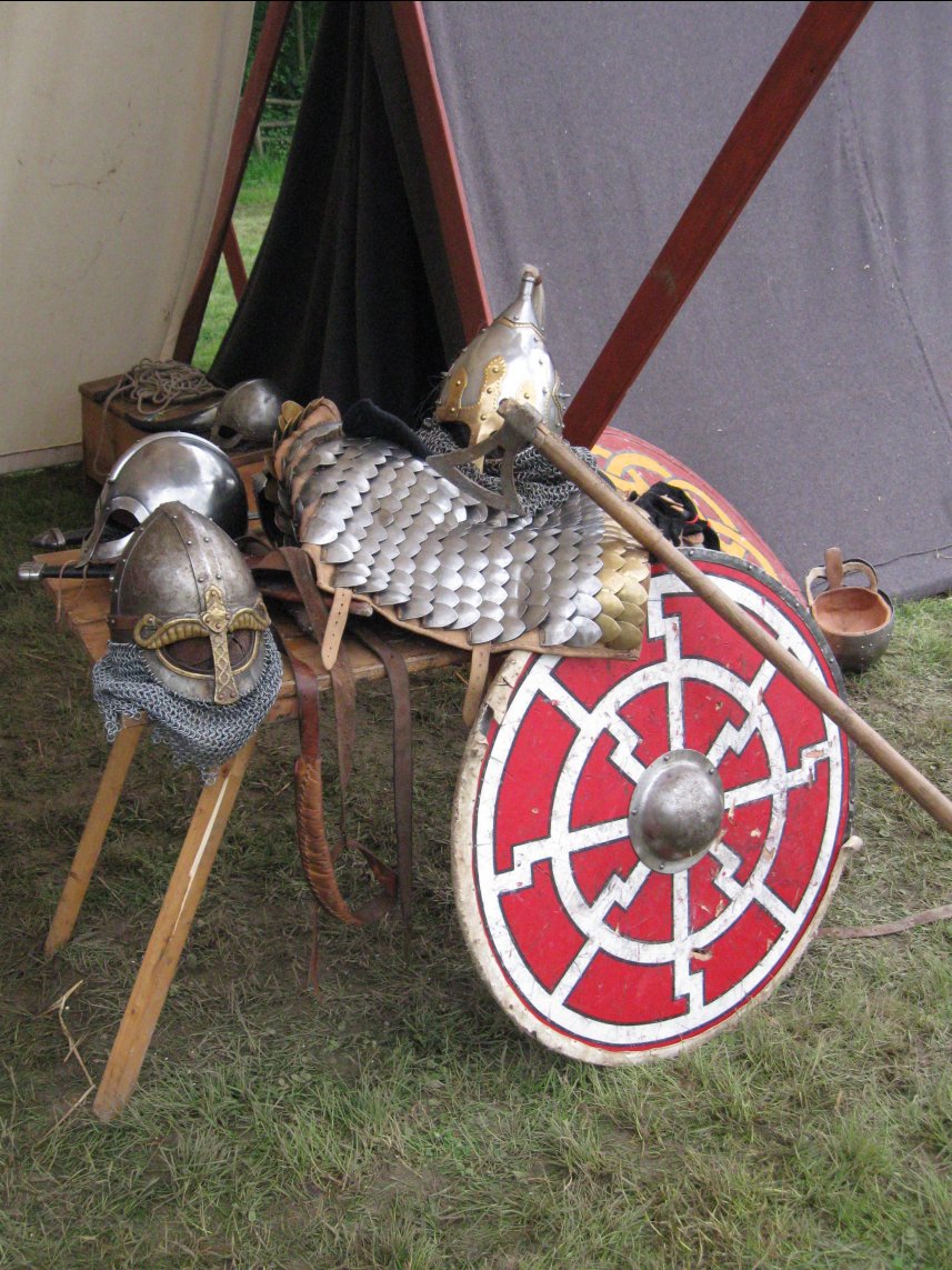 notre camp, matériel militaire