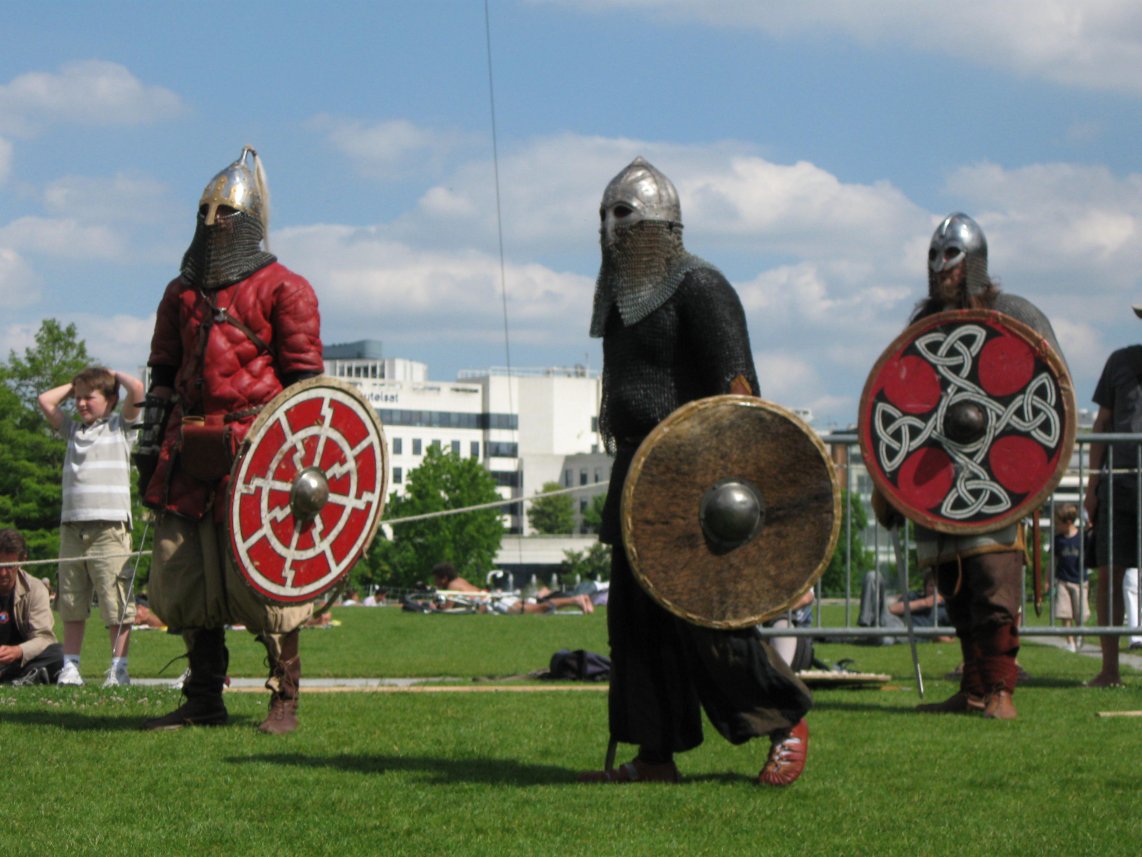 Swiatoslav, un guerrier et Nesh 
