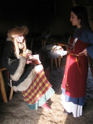 Ragnhild et Svenhild en cuisine